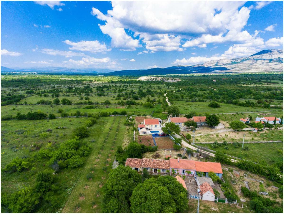 House Mellifera Hotel Razvode Luaran gambar