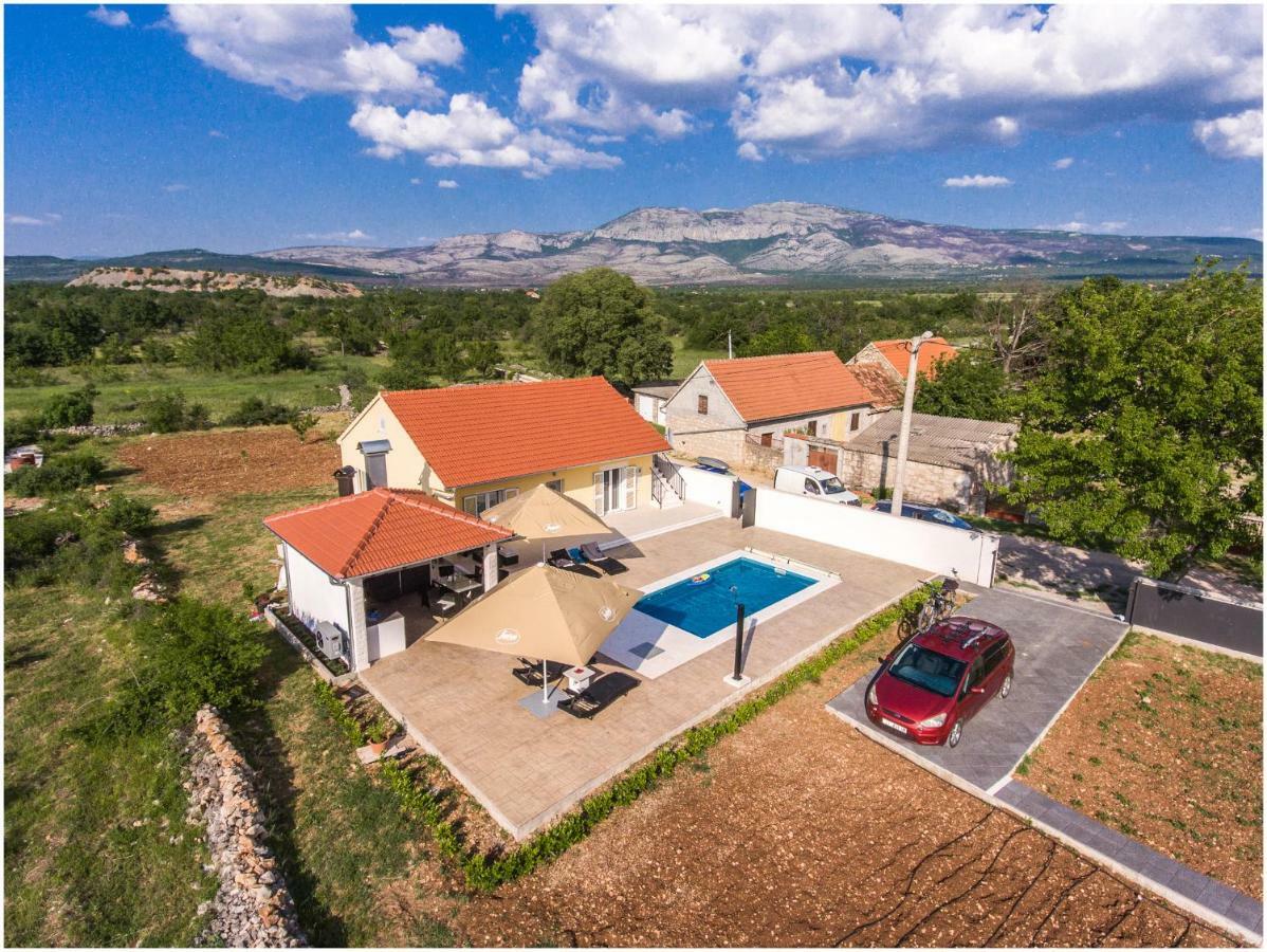 House Mellifera Hotel Razvode Luaran gambar
