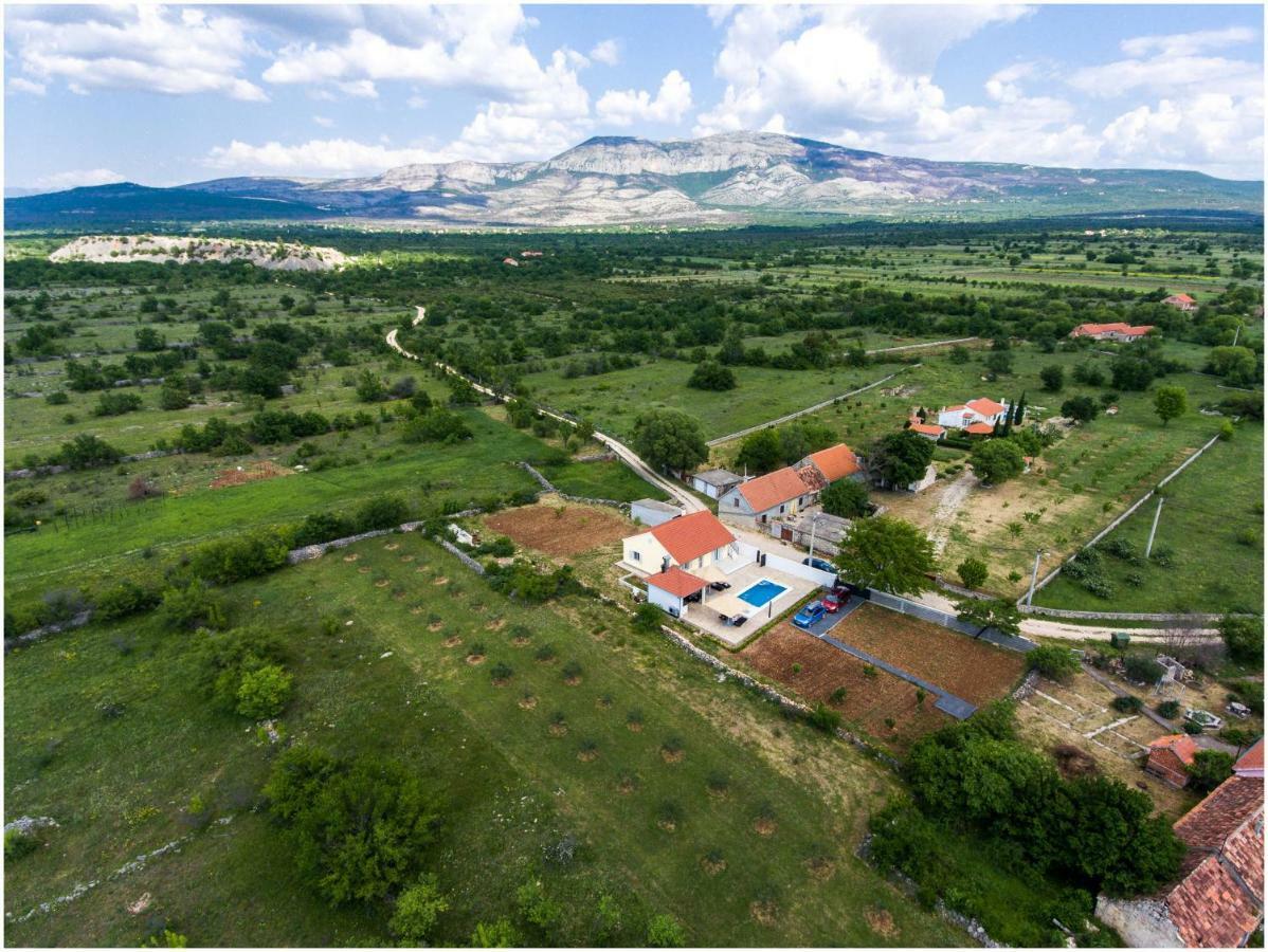 House Mellifera Hotel Razvode Luaran gambar